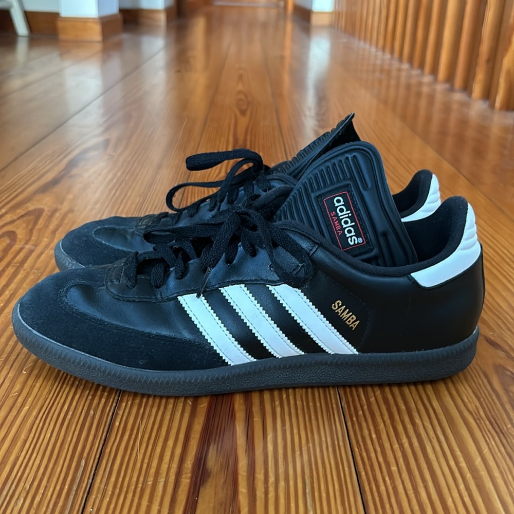 Men’s Adidas Samba Size 11